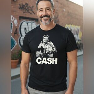 Johnny Cash ‘flipping the bird’ Short Sleeve Tee